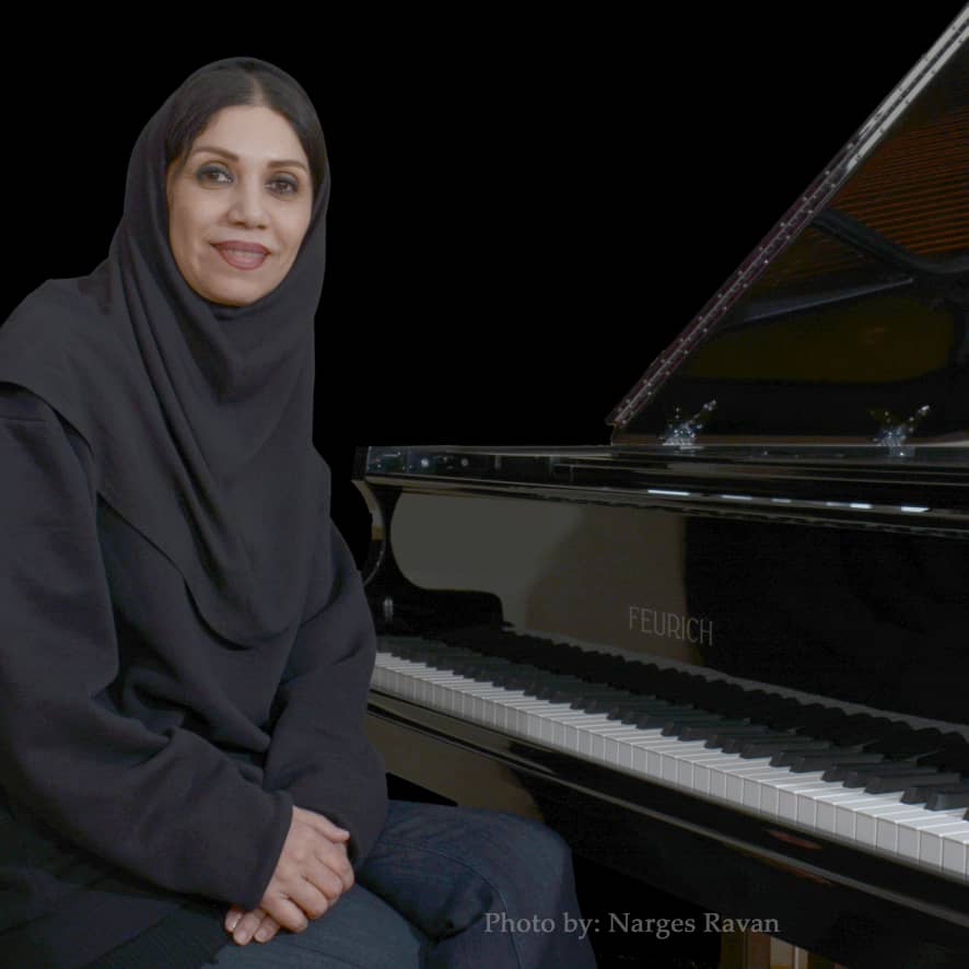 مژگان مشتاقیان